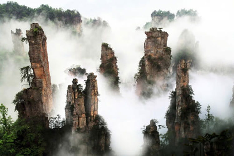 天子山五指峰-石船出海.jpg